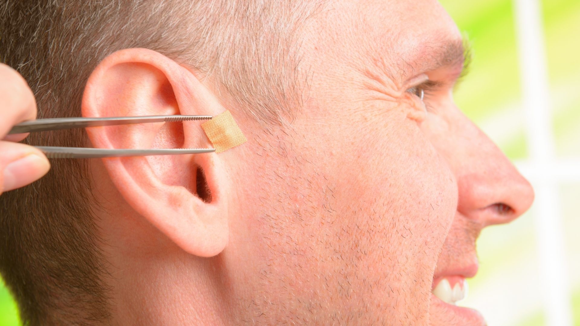 Акупунктурные точки при звоне в голове. Точки для улучшения слуха при тугоухости. Иглоукалывание при тугоухости. Иглоукалывание при тугоухости. Золотая игла мухиной для похудения.